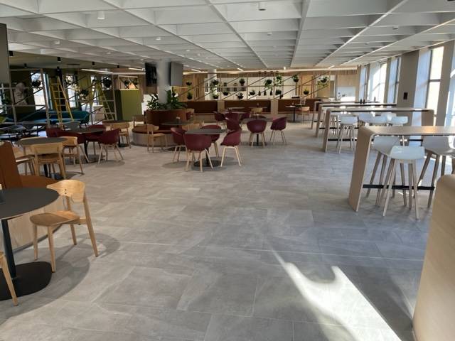 IHG Hotels & Resorts Windsor - 950m2 of wall and floor tiling